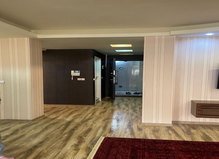 اپارتمان نامجو۱۳۰ متر