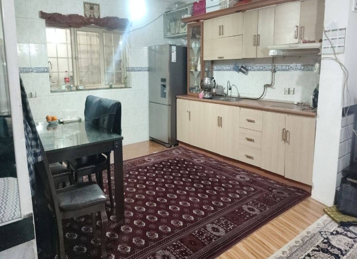 ویلایی کوی اندیشه۱۷۶ متر