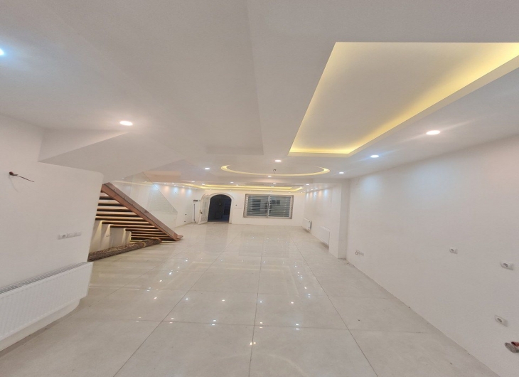 ویلایی شکوفه۱۱۵ متر