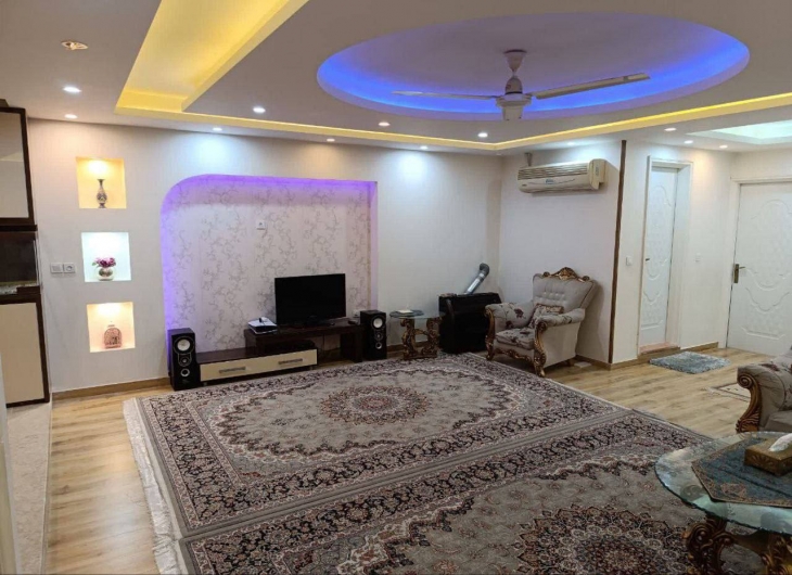 اپارتمان خیام۱۰۲ متر