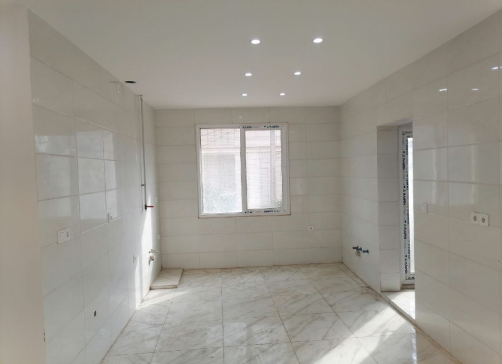اپارتمان مدرس ۲۰۰ متر