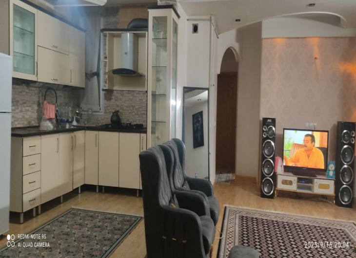 اپارتمان کوی اندیشه۱۰۰ متر