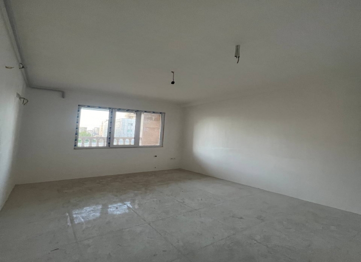 اپارتمان ازادگان۱۲۵ متر