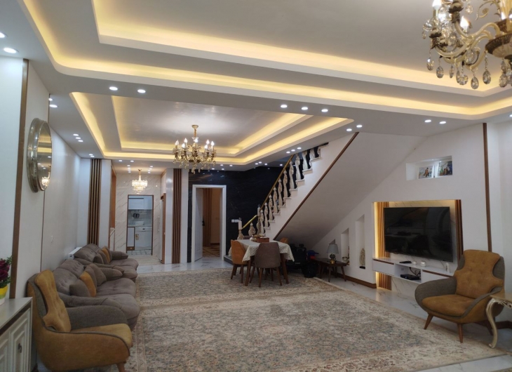 ویلایی کوی اندیشه۱۳۸ متر