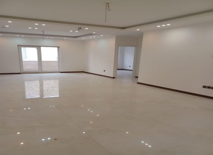 اپارتمان کوشش۱۰۶ متر