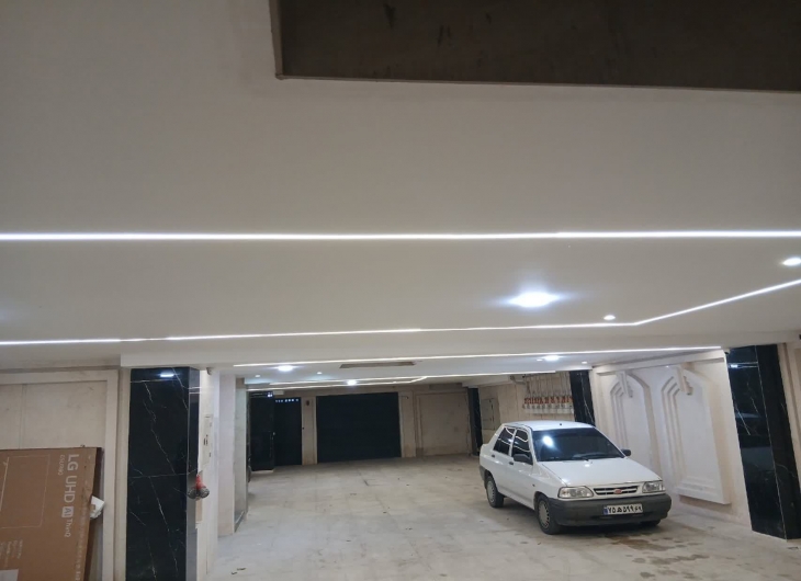 آپارتمان آزادگان ۲۳۰متر 