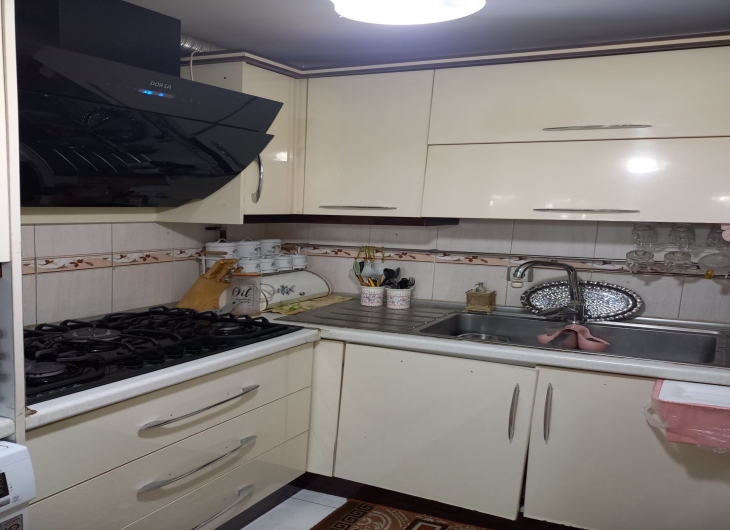 آپارتمان دانش جنوبی ۸۲ متر