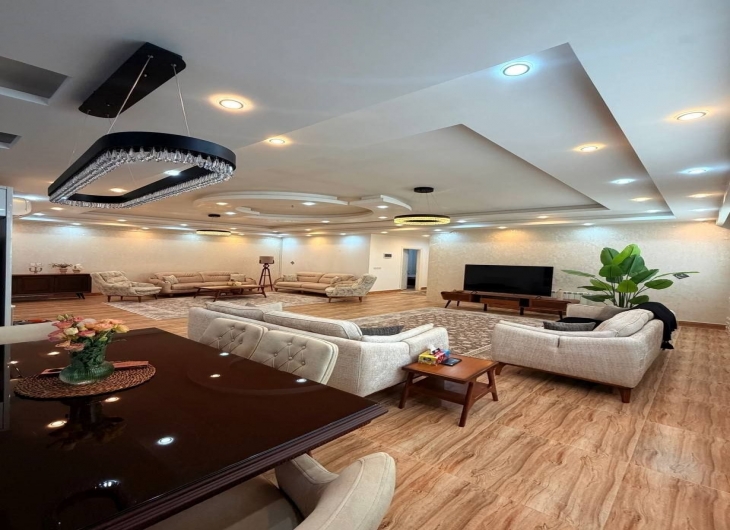 ویلایی کوی اندیشه ۲۵۰متر 