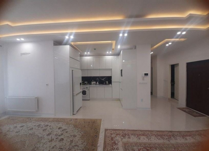 آپارتمان خیام جنوبی ۱۳۷متر