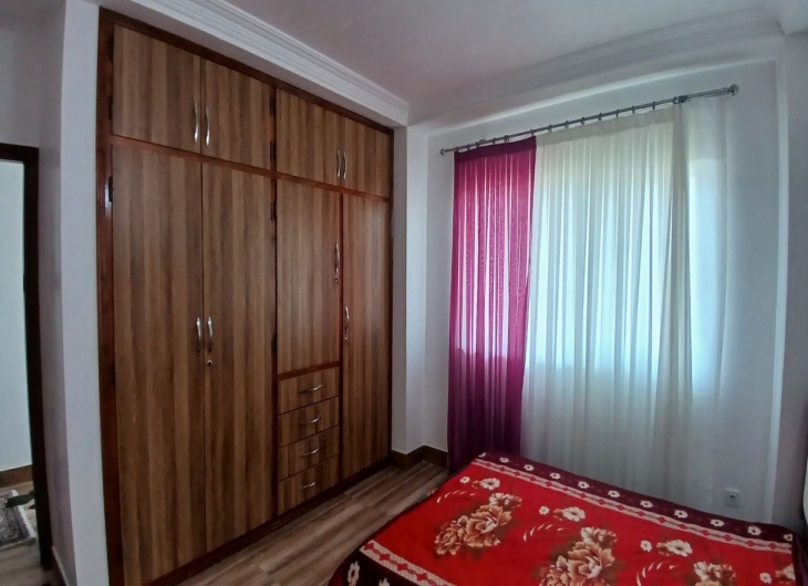 اپارتمان کوی اندیشه۲۵۰ متر