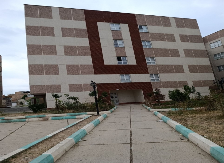 آپارتمان بهارستان ۱۱۵ متر 