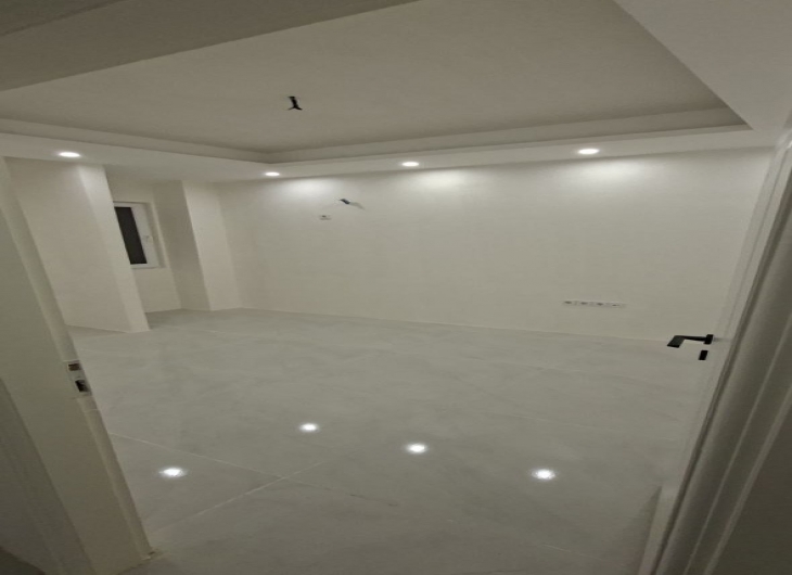 اپارتمان ازادگان۱۲۶ متر