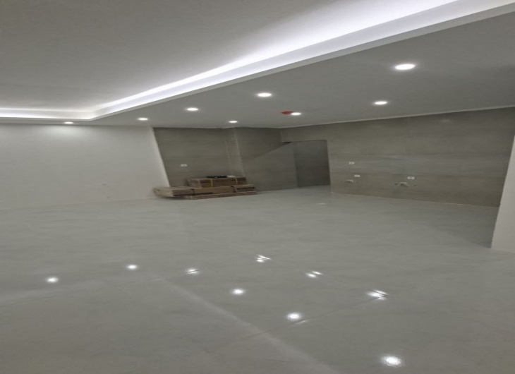 اپارتمان ازادگان۱۲۶ متر