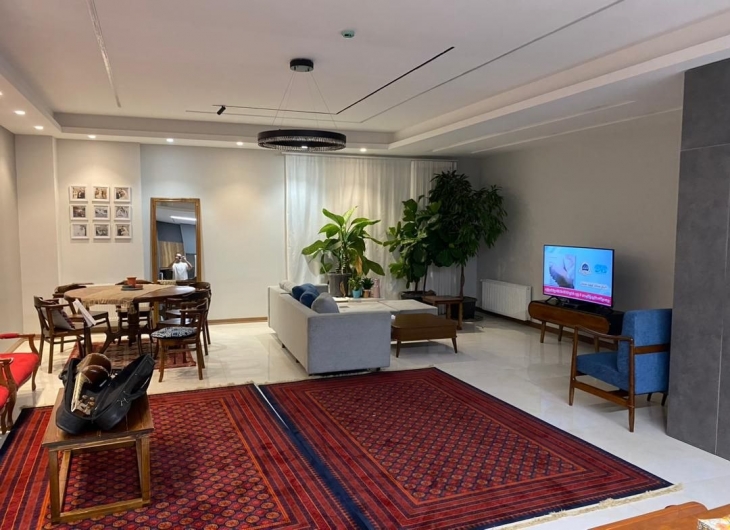 آپارتمان دانش جنوبی ۱۴۲ متر 