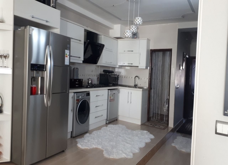آپارتمان آذربایجان ۱۴۳ متر
