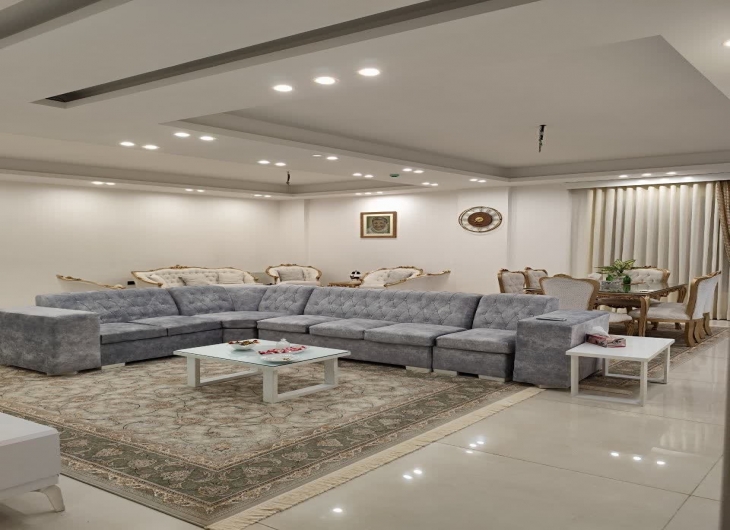 آپارتمان دانش جنوبی ۱۷۵ متر 
