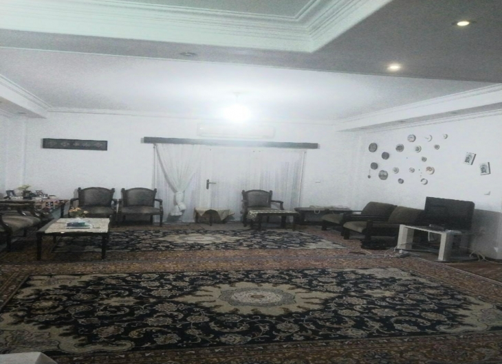 آپارتمان طالقانی شرقی ۹۴ متر 