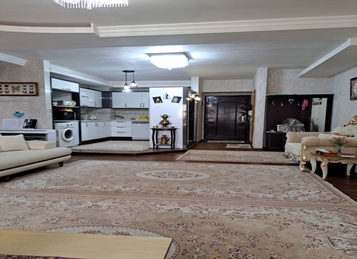 آپارتمان بلوار دانشجو ۹۰متر 