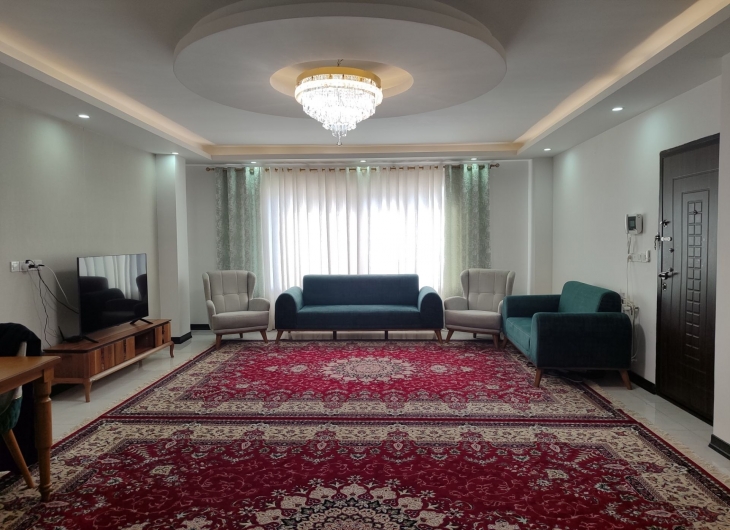 آپارتمان هفده شهریور شرقی ۸۵متر 